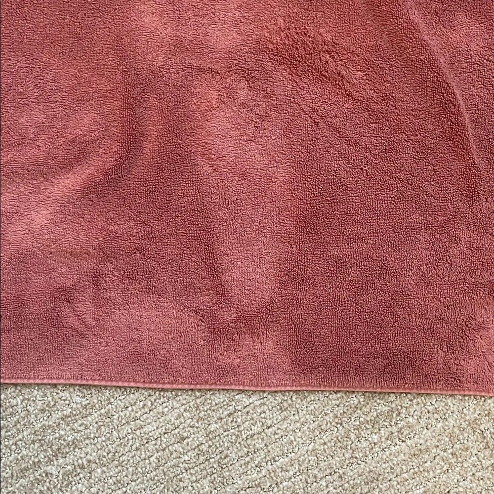Luxurious Rose Bath Towel